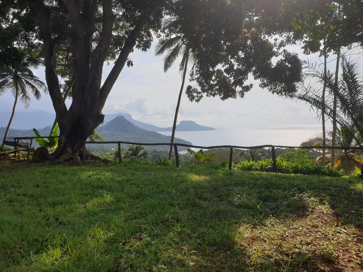 World'S View Wild Camping Salaszoi, Principe Island Santo Antonio Exterior photo